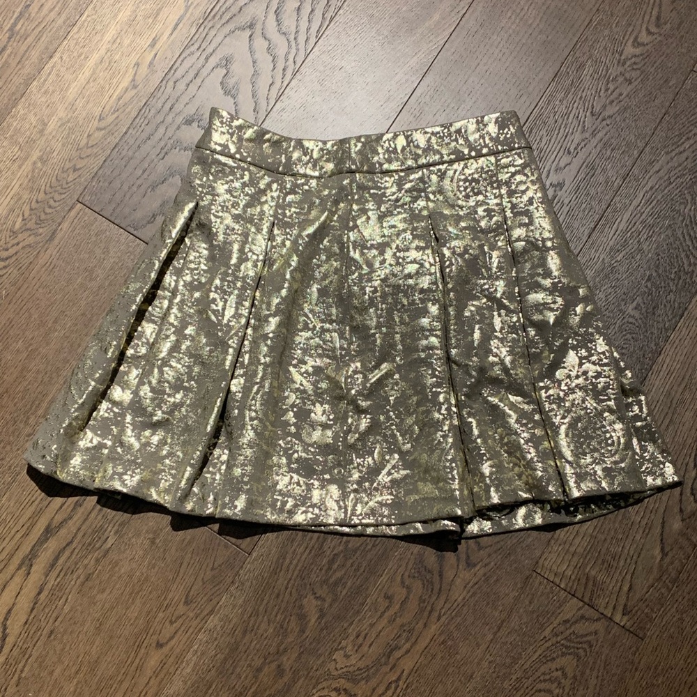 Gold pleated skirt